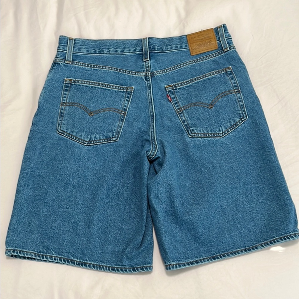 NWOT Levi's Baggy Dad Women’s Jorts size 28 - Picture 6 of 6